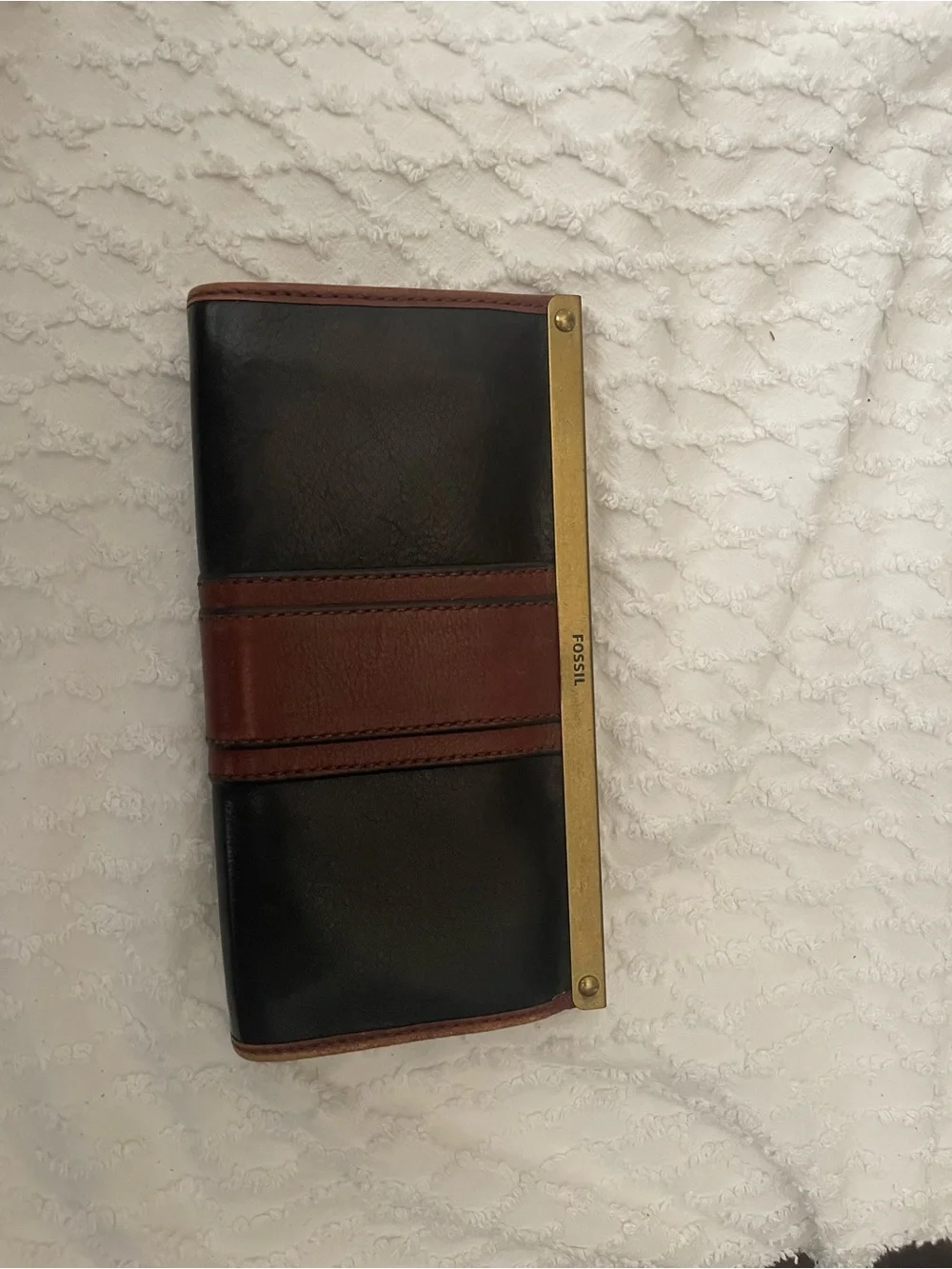 Fossil leather wallet. Women’s Black and Brown Leather Frame wallet